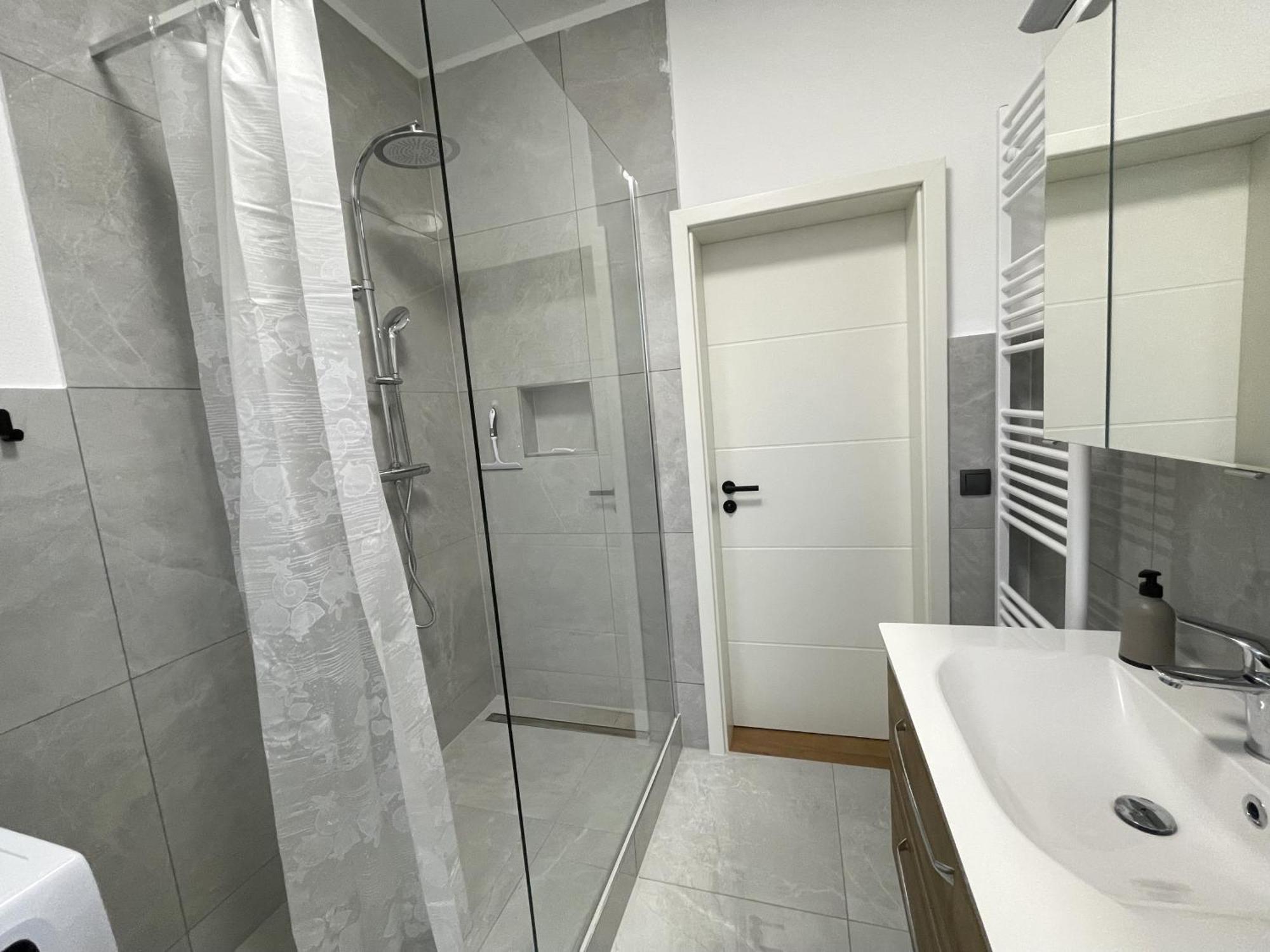 Urbansuites - Stylish Apartments I Koblenz Center I Kitchen I Up To 115M2 Exterior photo